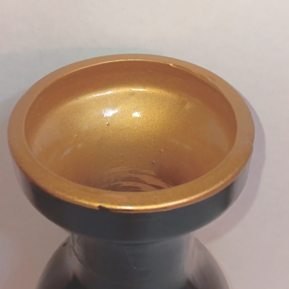 Vtg. Chinese vase hand painted black and gold - Picture 2 of 3